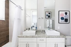 Summerville Vacation Homes by Columbia Management