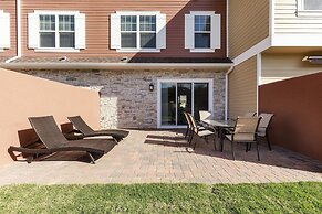 Summerville Vacation Homes by Columbia Management