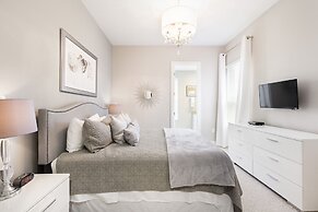 Summerville Vacation Homes by Columbia Management