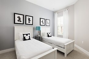 Summerville Vacation Homes by Columbia Management