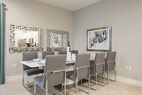 Summerville Vacation Homes by Columbia Management