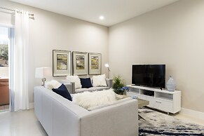 Summerville Vacation Homes by Columbia Management