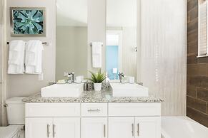 Summerville Vacation Homes by Columbia Management