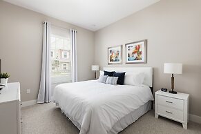 Summerville Vacation Homes by Columbia Management