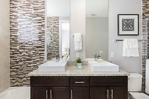 Summerville Vacation Homes by Columbia Management