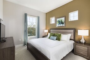 Summerville Vacation Homes by Columbia Management