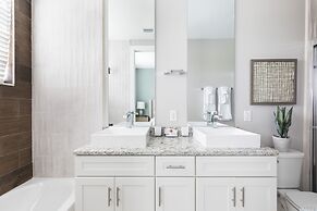 Summerville Vacation Homes by Columbia Management