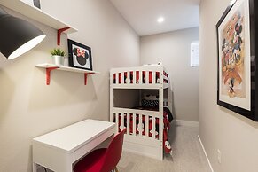 Summerville Vacation Homes by Columbia Management