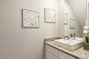 Summerville Vacation Homes by Columbia Management