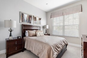 Summerville Vacation Homes by Columbia Management