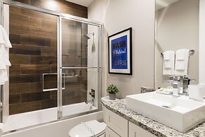 Summerville Vacation Homes by Columbia Management