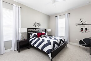 Summerville Vacation Homes by Columbia Management