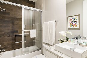 Summerville Vacation Homes by Columbia Management