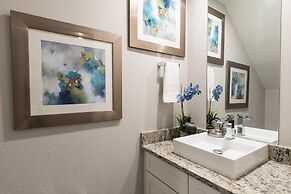 Summerville Vacation Homes by Columbia Management