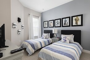 Summerville Vacation Homes by Columbia Management