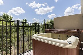 Summerville Vacation Homes by Columbia Management