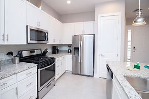 Summerville Vacation Homes by Columbia Management