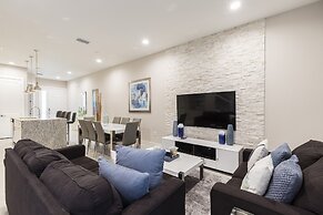 Summerville Vacation Homes by Columbia Management