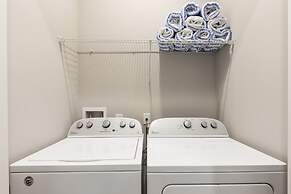 Summerville Vacation Homes by Columbia Management