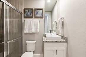 Summerville Vacation Homes by Columbia Management