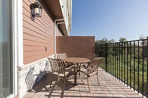 Summerville Vacation Homes by Columbia Management