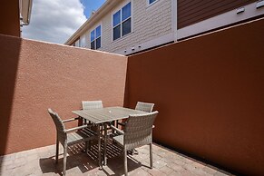 Summerville Vacation Homes by Columbia Management