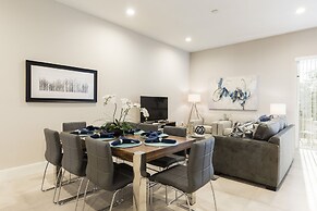 Summerville Vacation Homes by Columbia Management