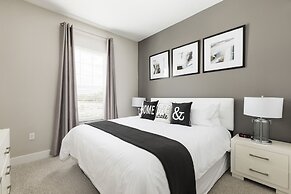 Summerville Vacation Homes by Columbia Management