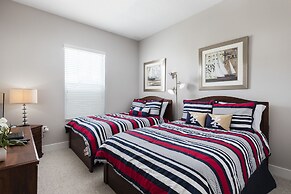 Summerville Vacation Homes by Columbia Management