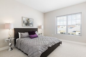 Summerville Vacation Homes by Columbia Management