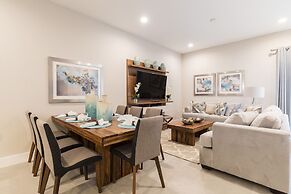 Summerville Vacation Homes by Columbia Management