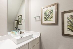 Summerville Vacation Homes by Columbia Management