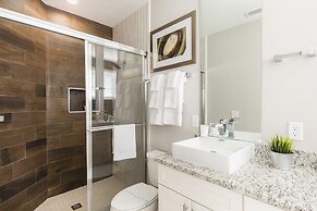 Summerville Vacation Homes by Columbia Management