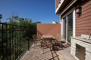 Summerville Vacation Homes by Columbia Management