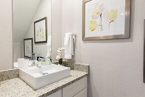 Summerville Vacation Homes by Columbia Management