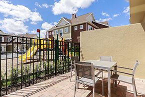 Summerville Vacation Homes by Columbia Management