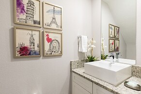 Summerville Vacation Homes by Columbia Management