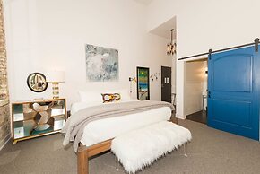 Kinn Guesthouse Bay View