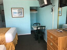 Harbor Mist Family Motel