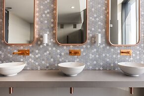 Citadines Connect Sydney Airport