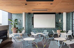 Citadines Connect Sydney Airport