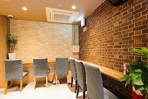 Guest House Kobe Nadeshikoya - Hostel