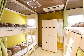 Guest House Kobe Nadeshikoya - Hostel