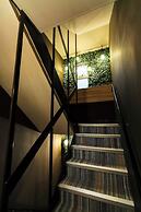 Guest House Kobe Nadeshikoya - Hostel