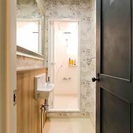 Guest House Kobe Nadeshikoya - Hostel