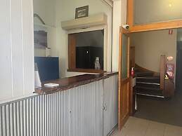 Coogee Beach House - Hostel