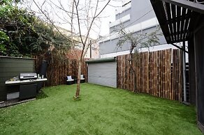 Retro House