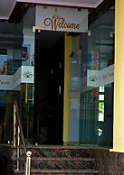 Hotel Thikana Palace