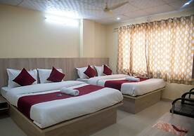Hotel Thikana Palace