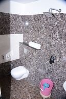 Hotel Thikana Palace